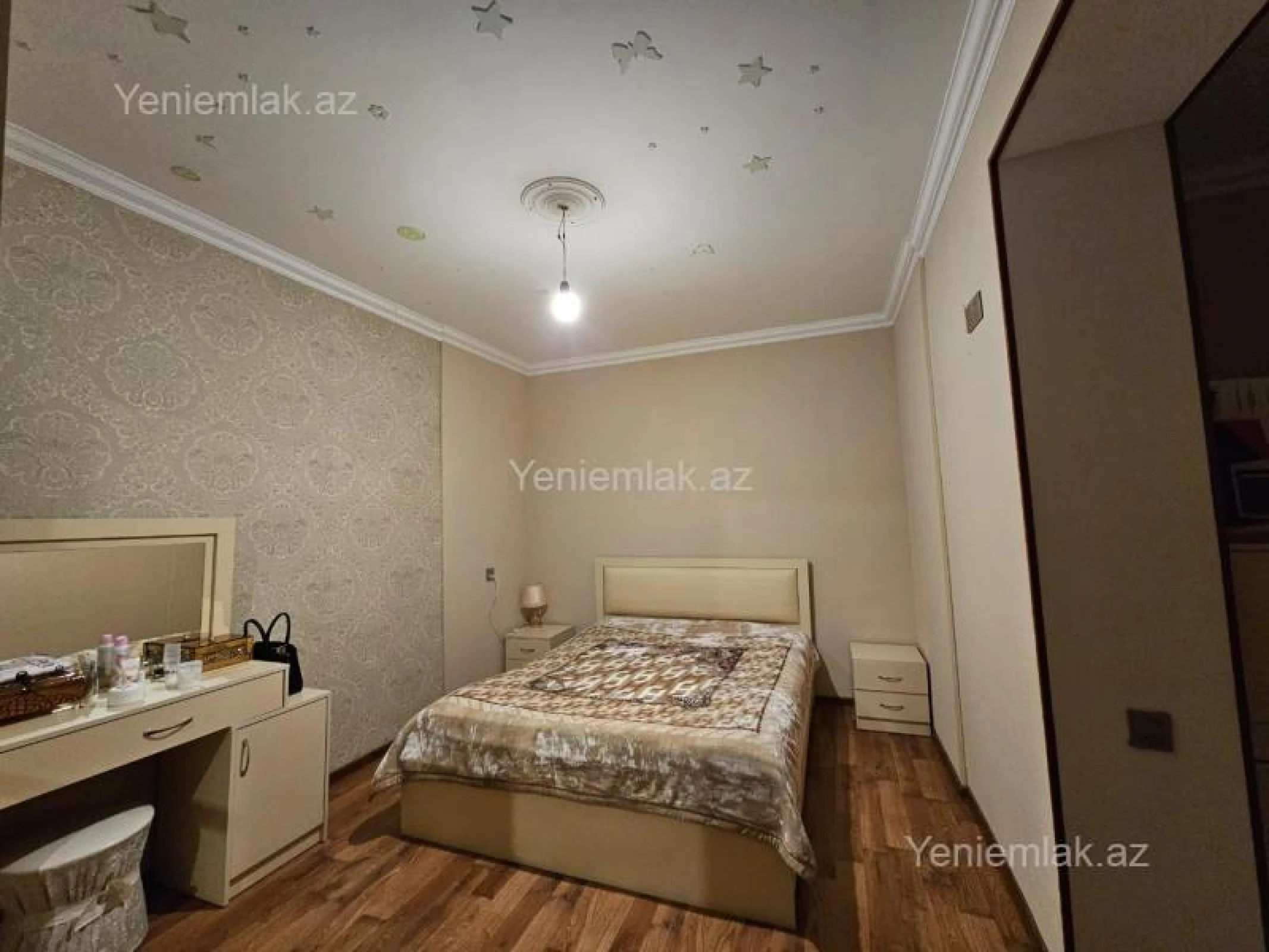 Satılır 3 otaqlı köhnə tikili 60 m²
