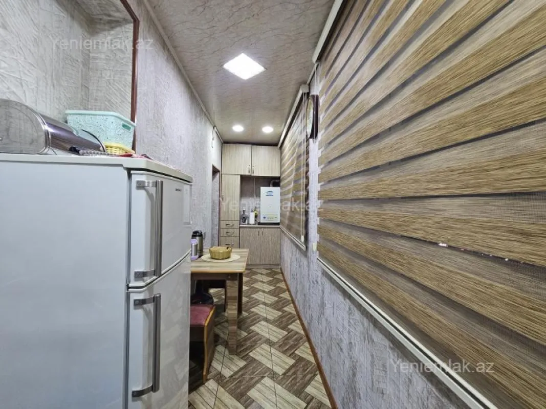 Satılır 3 otaqlı köhnə tikili 60 m²