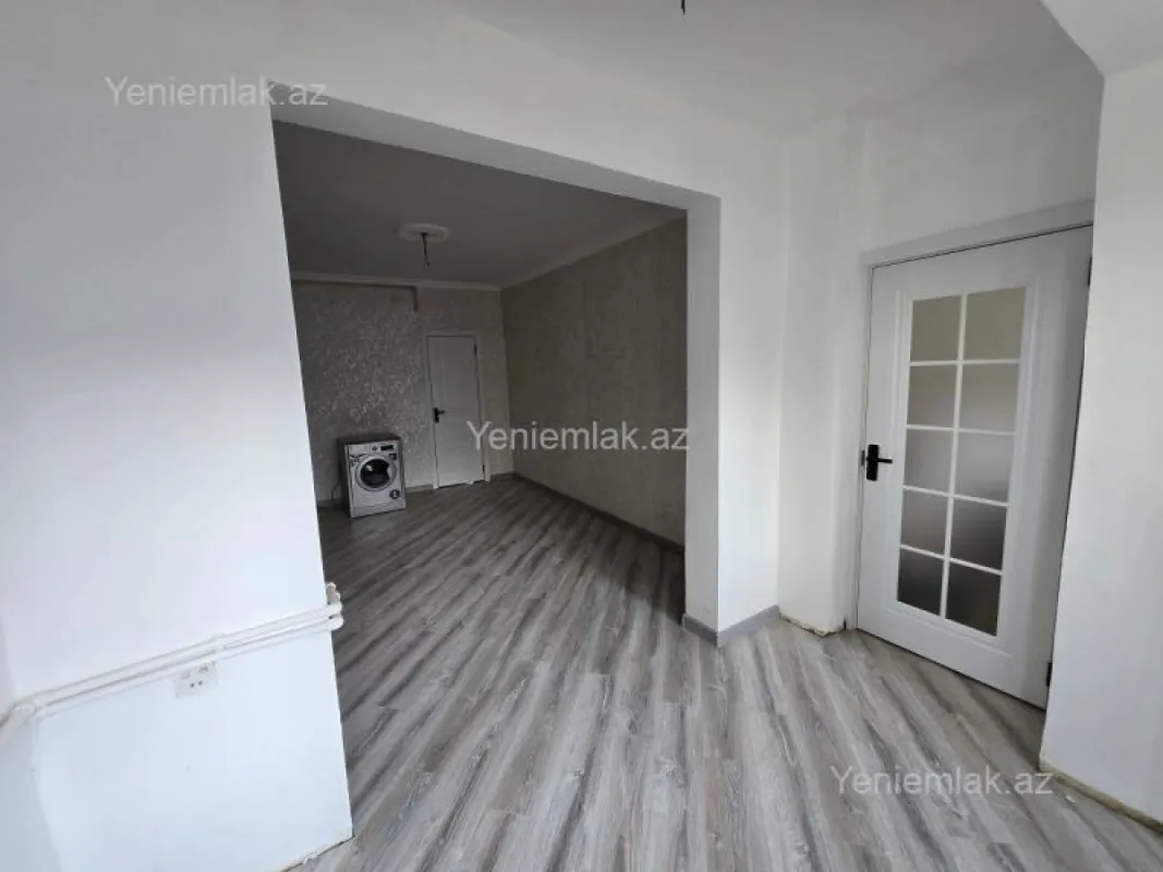 Satılır 3 otaqlı köhnə tikili 90 m²