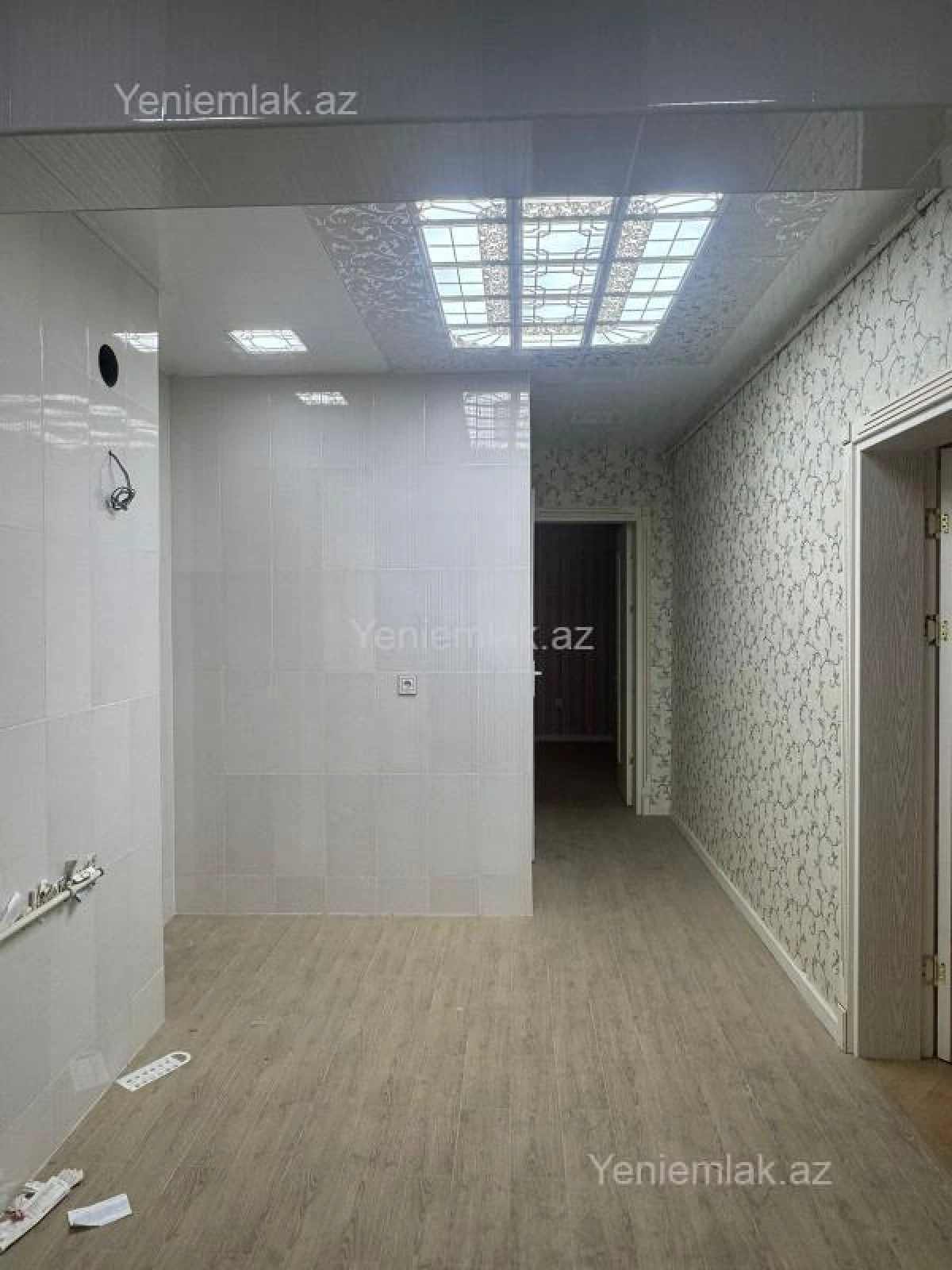 Satılır 3 otaqlı köhnə tikili 75 m²
