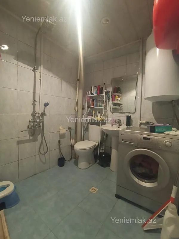 Satılır 2 otaqlı köhnə tikili 50 m²