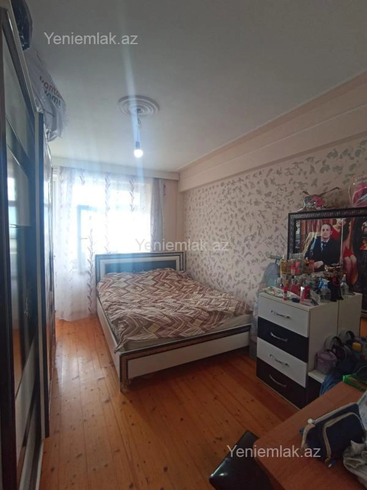 Satılır 2 otaqlı köhnə tikili 50 m²
