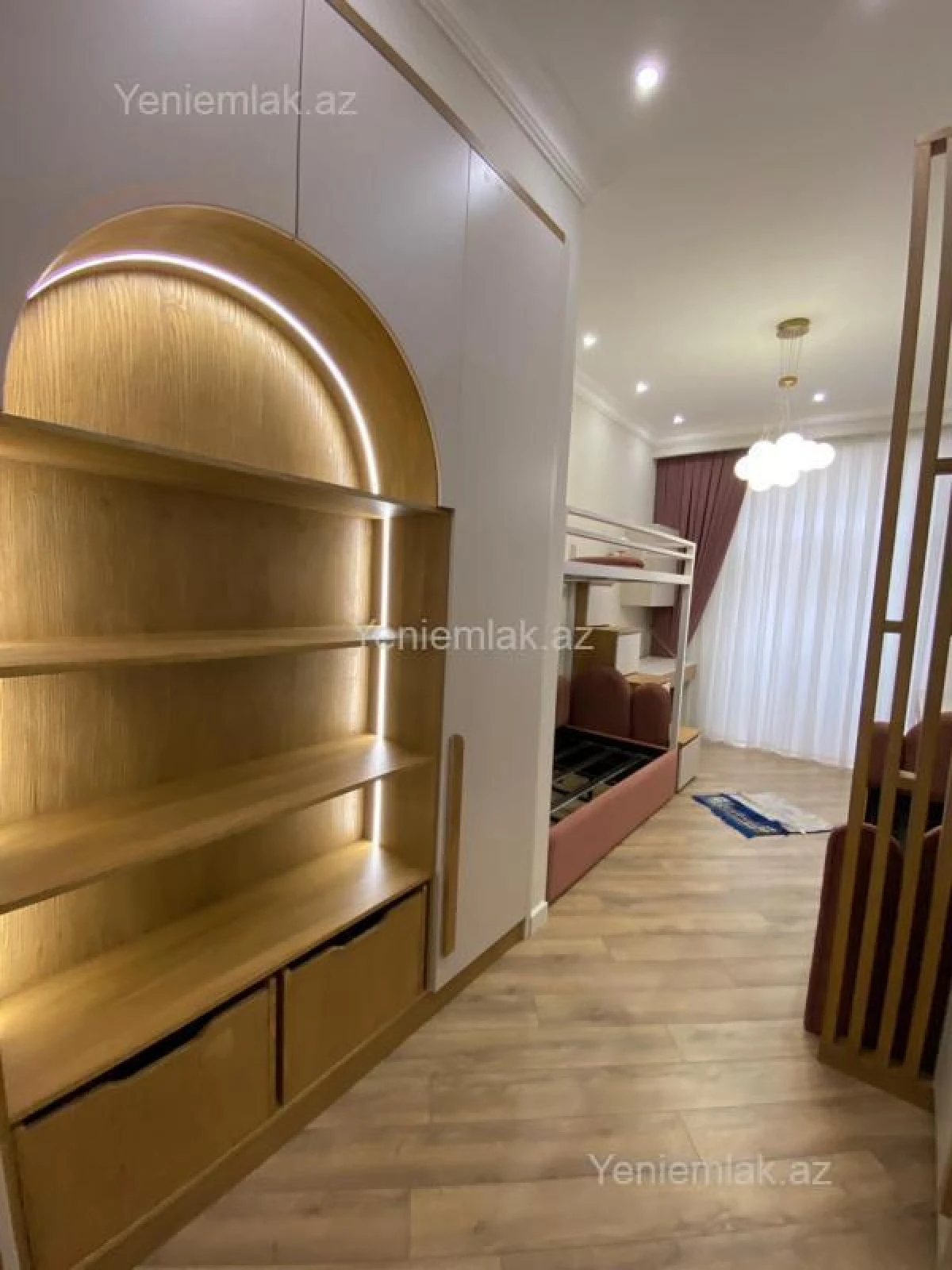 Satılır 4 otaqlı yeni tikili 148 m²