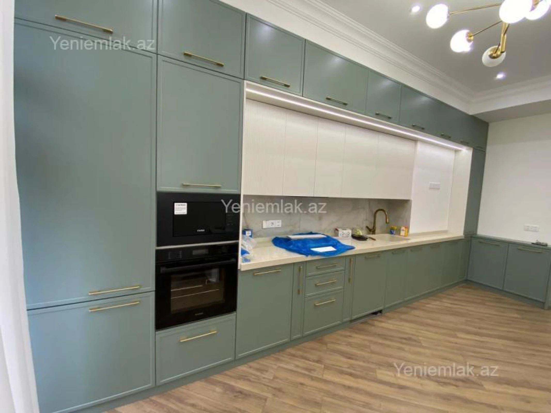 Satılır 4 otaqlı yeni tikili 148 m²