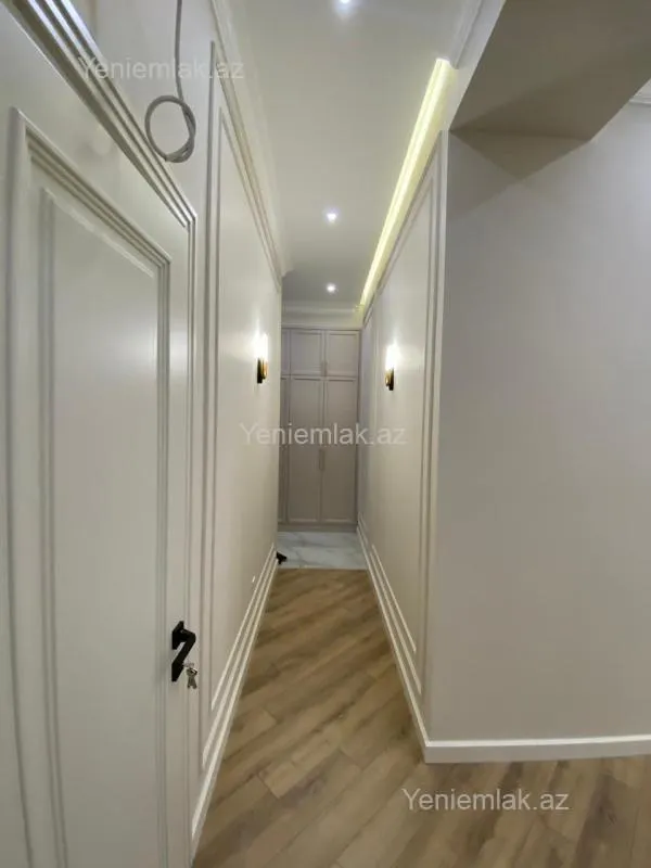 Satılır 4 otaqlı yeni tikili 148 m²