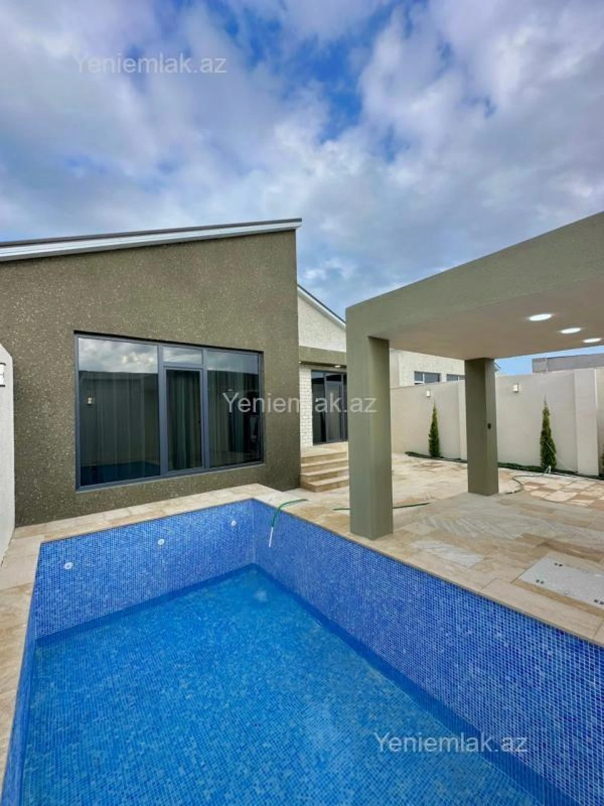 Satılır 4 otaqlı həyət evi 150 m²