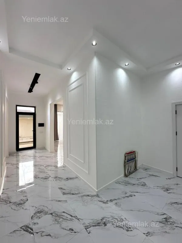 Satılır 4 otaqlı həyət evi 150 m²