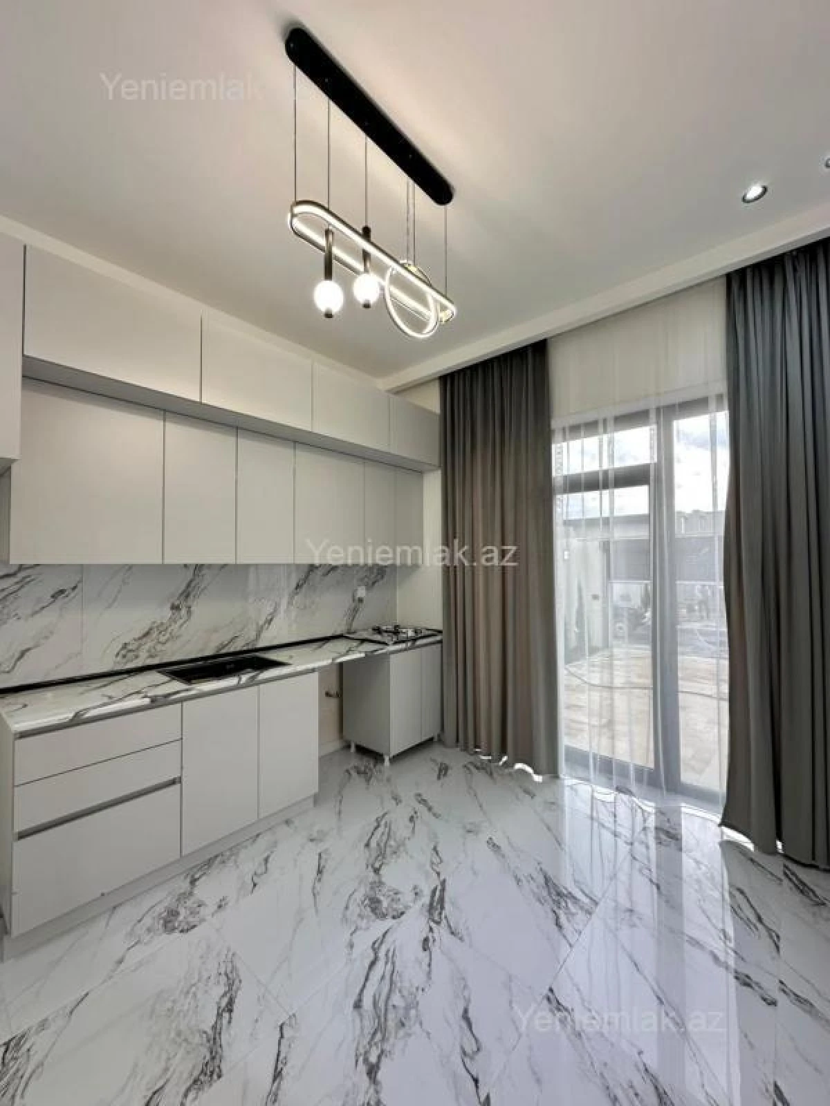 Satılır 4 otaqlı həyət evi 150 m²