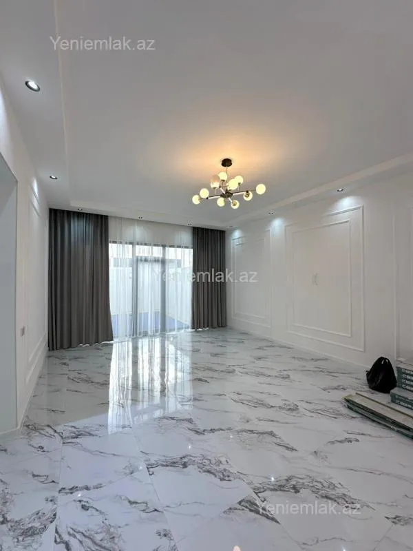 Satılır 4 otaqlı həyət evi 150 m²