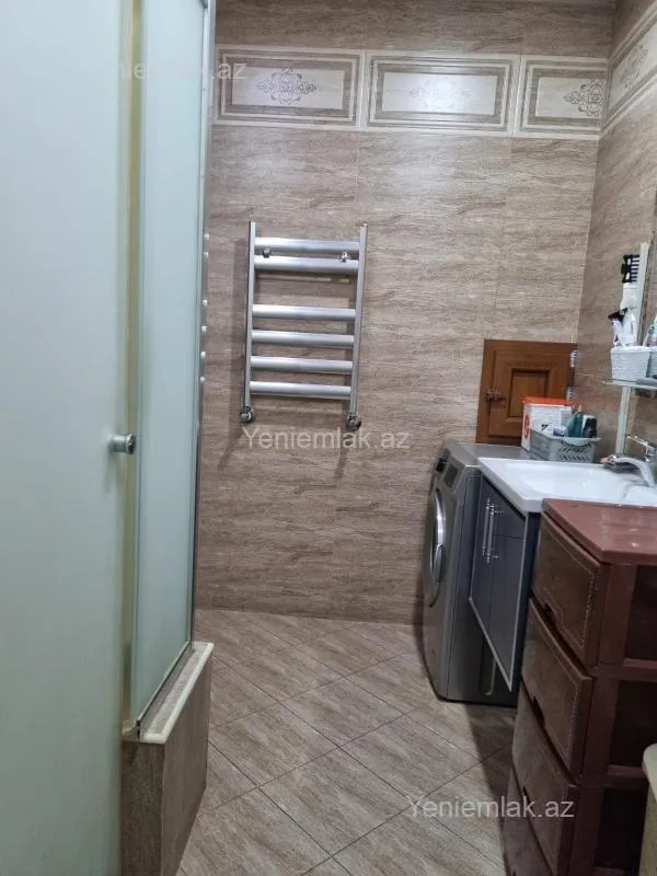 Satılır 4 otaqlı yeni tikili 115 m²
