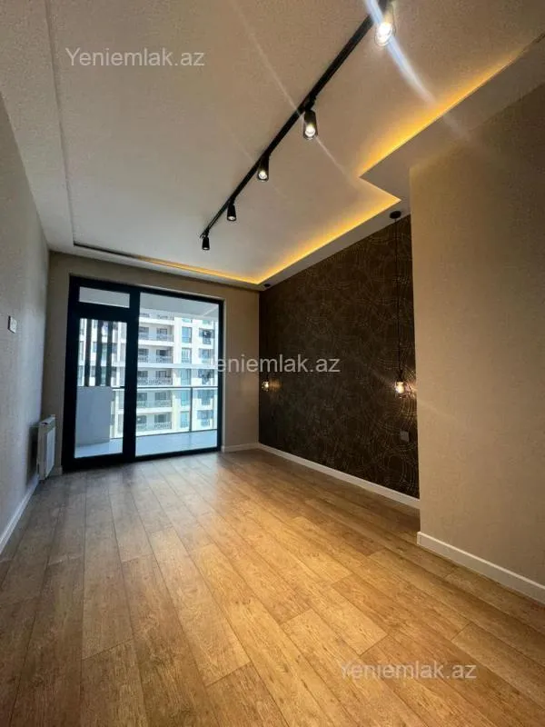 Satılır 3 otaqlı yeni tikili 100 m²