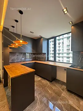 Satılır 3 otaqlı yeni tikili 100 m²