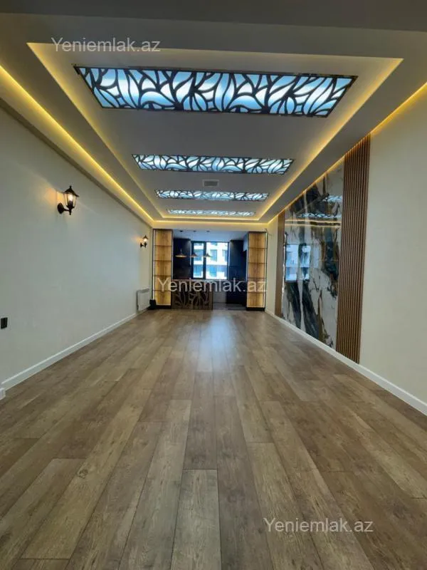 Satılır 3 otaqlı yeni tikili 100 m²