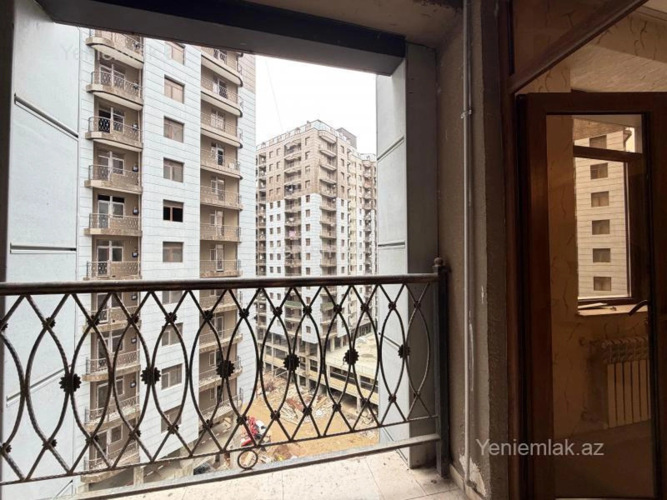 Satılır 2 otaqlı yeni tikili 73 m²