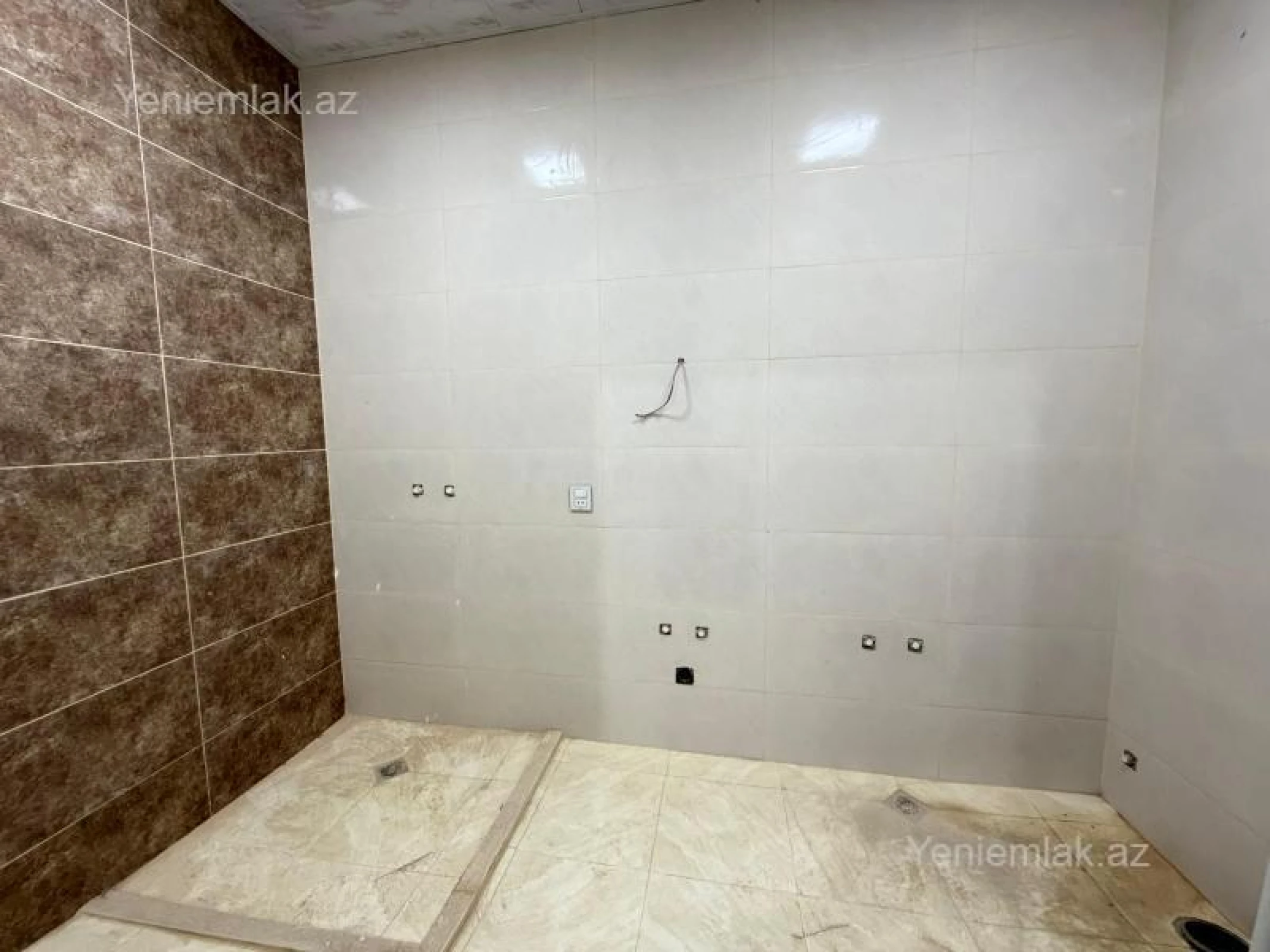 Satılır 2 otaqlı yeni tikili 73 m²