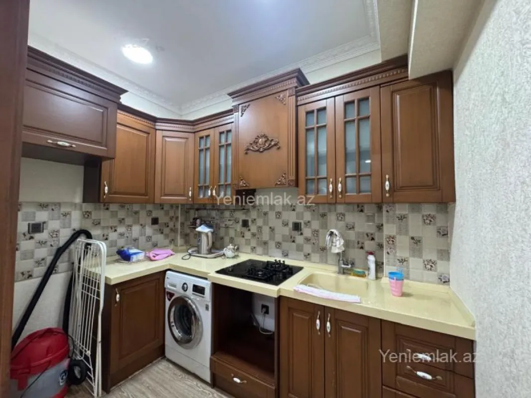 Satılır 2 otaqlı yeni tikili 50 m²