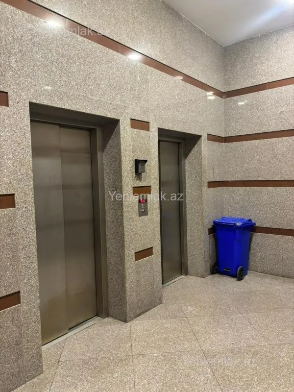 Satılır 4 otaqlı yeni tikili 230 m²