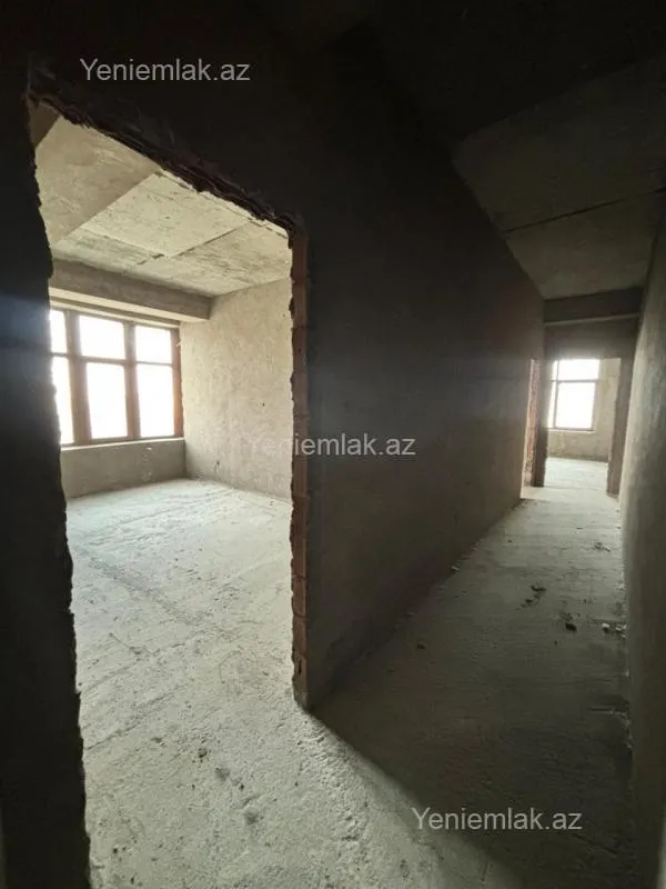 Satılır 4 otaqlı yeni tikili 230 m²