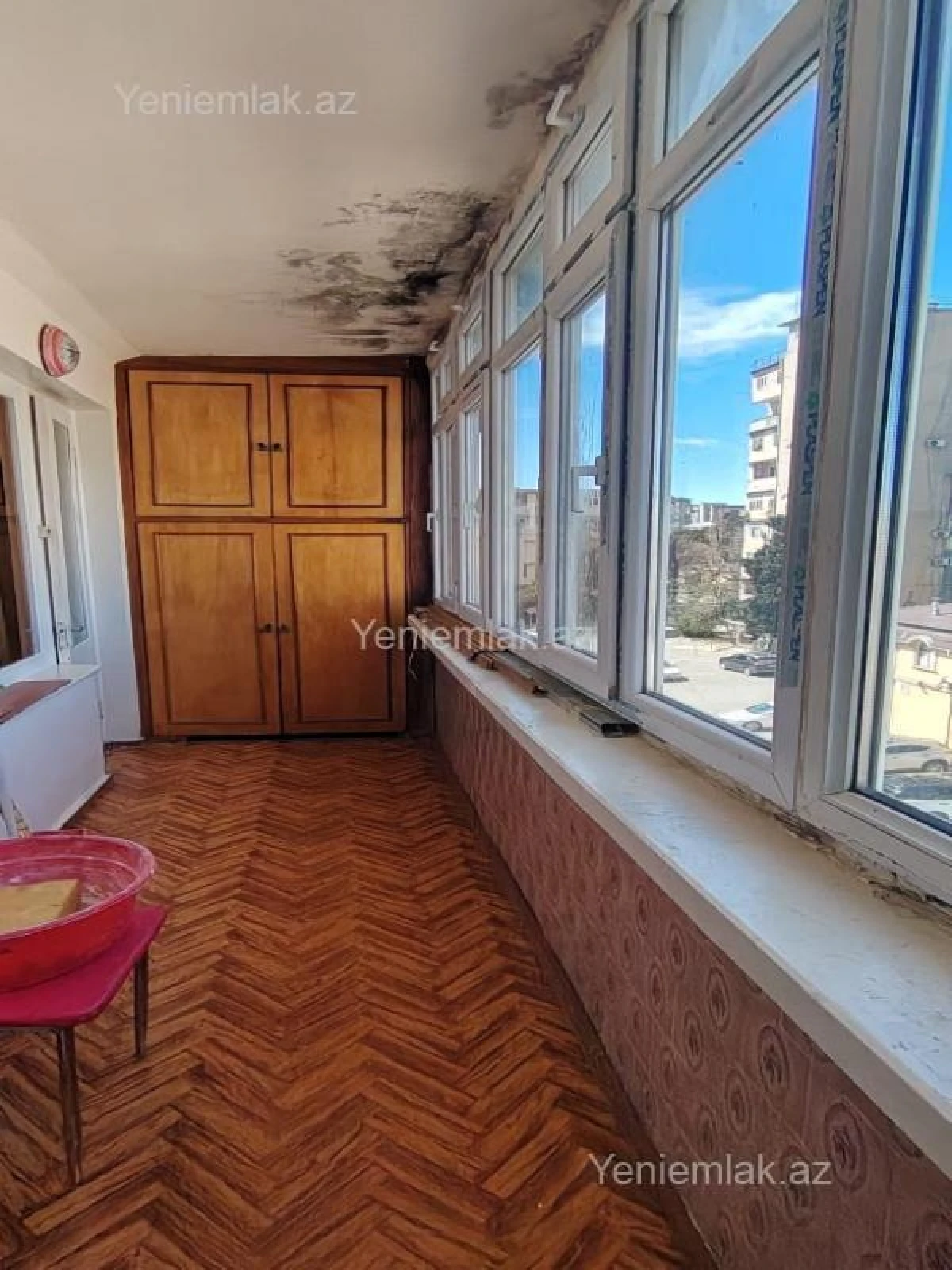 Satılır 2 otaqlı köhnə tikili 65 m²