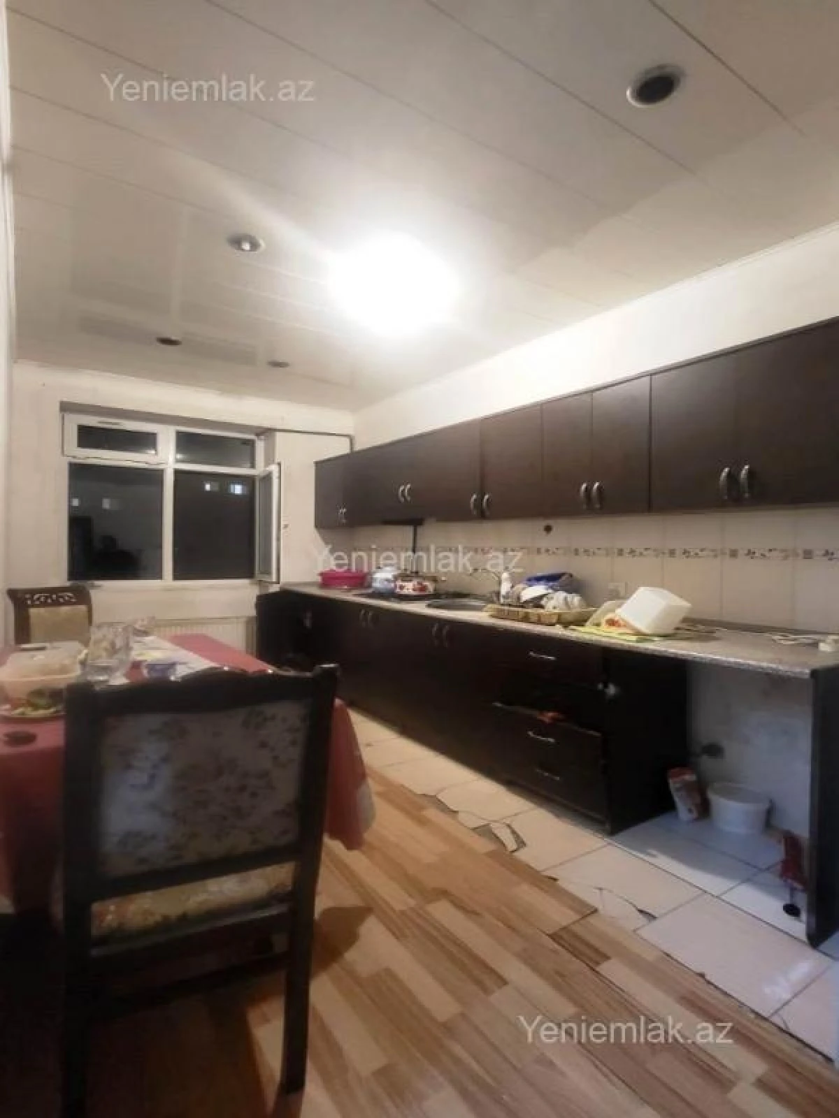 Satılır 2 otaqlı yeni tikili 76 m²