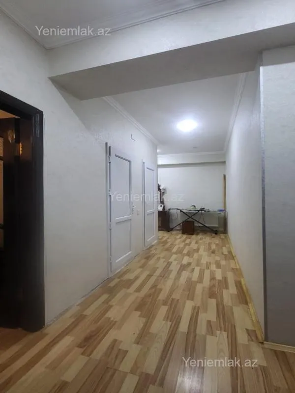 Satılır 2 otaqlı yeni tikili 76 m²
