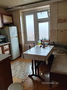 Satılır 3 otaqlı köhnə tikili 70 m²