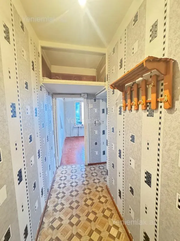 Satılır 1 otaqlı köhnə tikili 45 m²