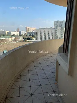 Satılır 4 otaqlı yeni tikili 237 m²
