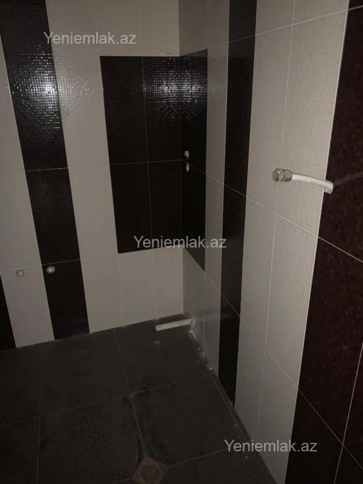 Satılır 4 otaqlı yeni tikili 237 m²