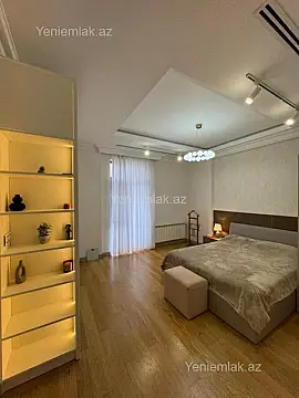 Satılır 3 otaqlı yeni tikili 130 m²