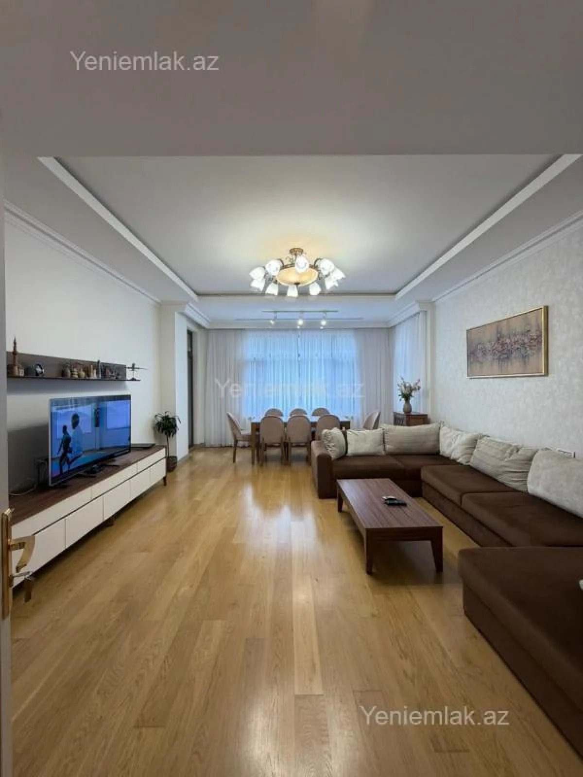 Satılır 3 otaqlı yeni tikili 130 m²
