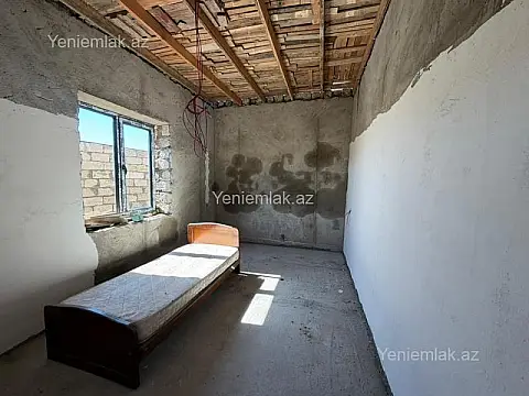 Satılır 4 otaqlı obyekt 250 m²