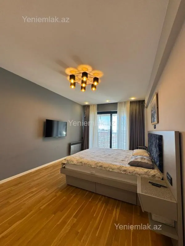 Satılır 3 otaqlı yeni tikili 153 m²