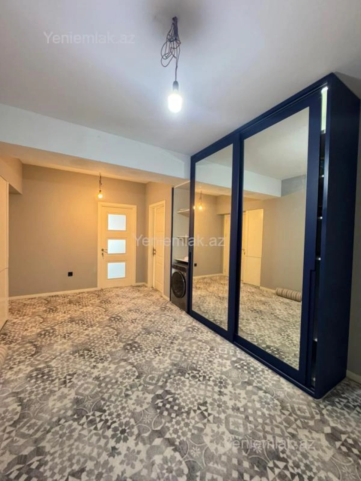 Satılır 3 otaqlı yeni tikili 153 m²