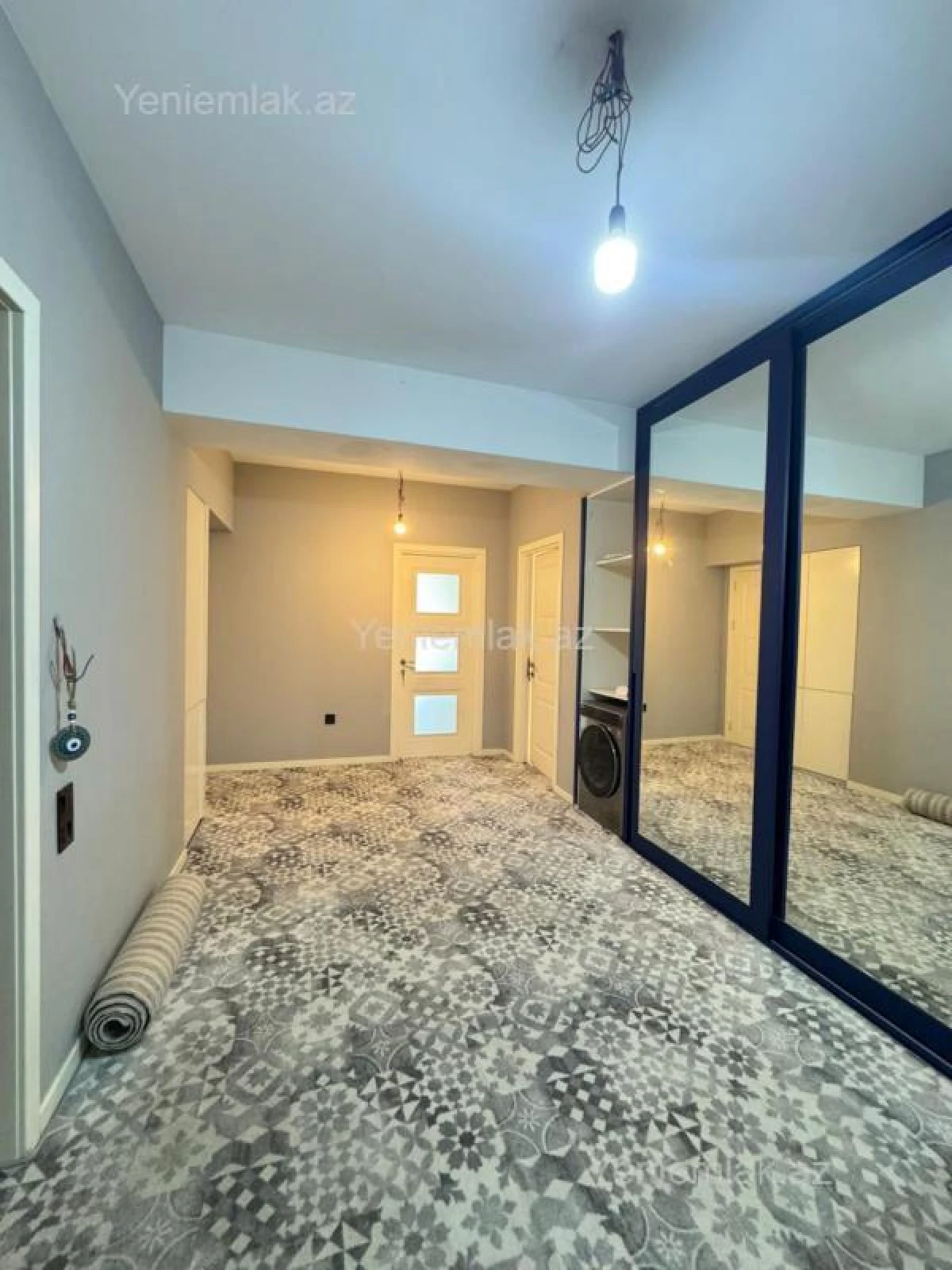 Satılır 3 otaqlı yeni tikili 153 m²