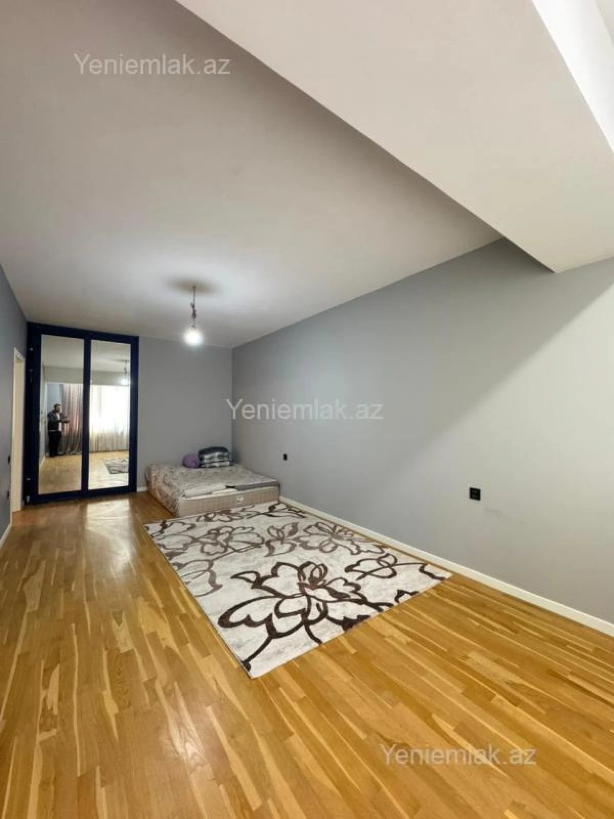 Satılır 3 otaqlı yeni tikili 153 m²