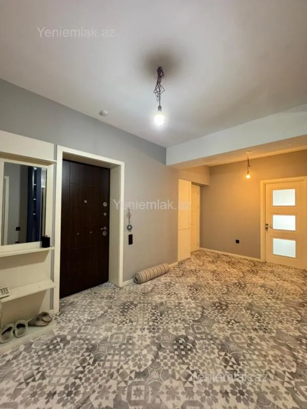 Satılır 3 otaqlı yeni tikili 153 m²