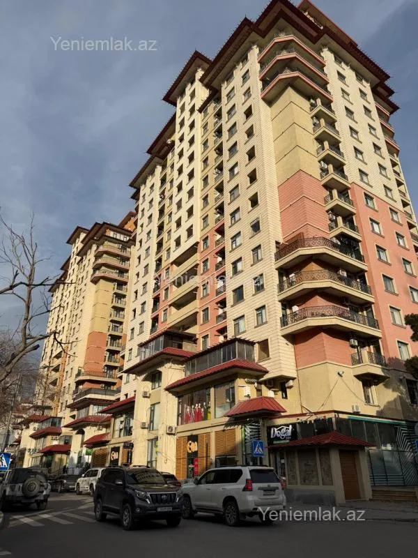 Satılır 2 otaqlı yeni tikili 106 m²