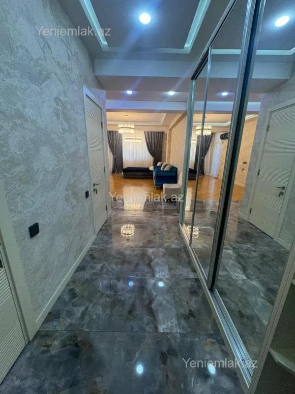 Satılır 2 otaqlı yeni tikili 106 m²