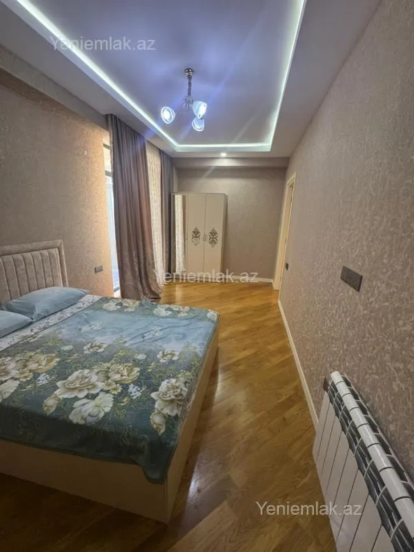 Satılır 2 otaqlı yeni tikili 106 m²