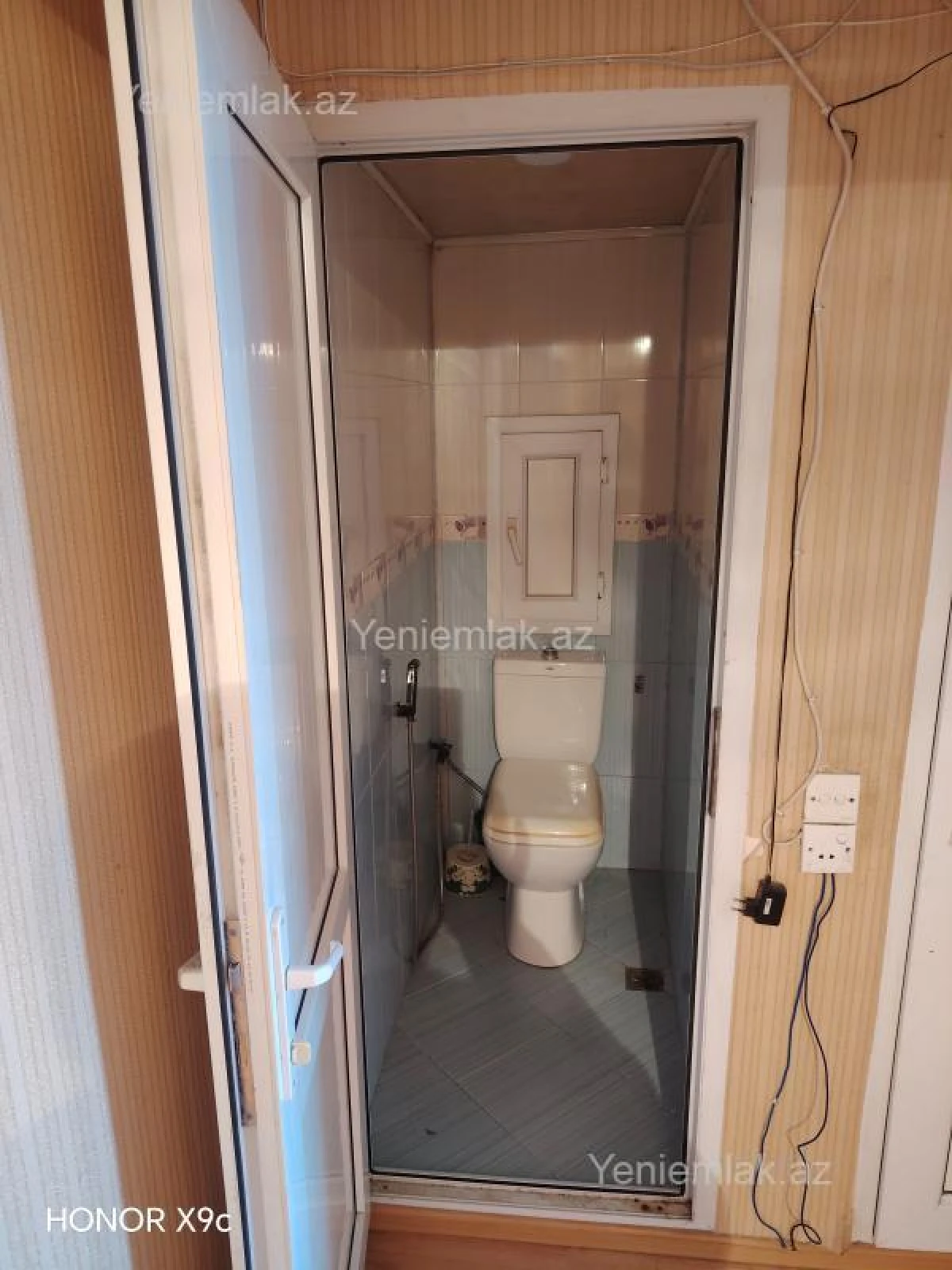 Satılır 3 otaqlı köhnə tikili 75 m²