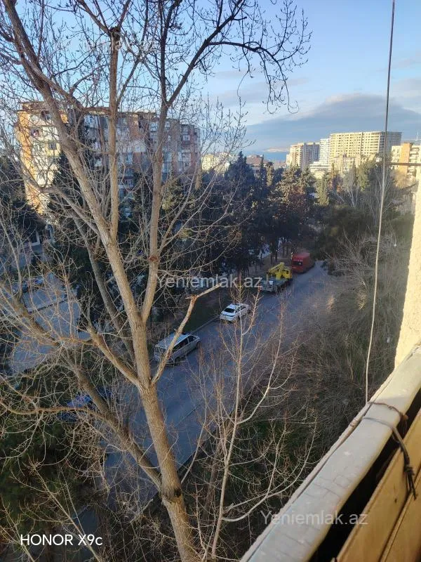 Satılır 3 otaqlı köhnə tikili 75 m²