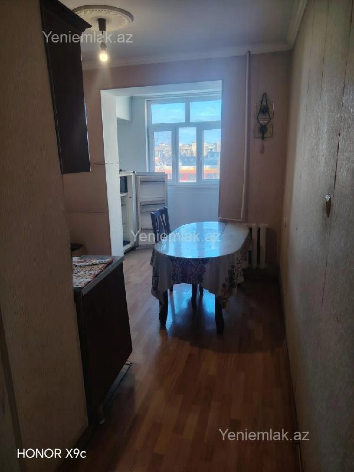 Satılır 3 otaqlı köhnə tikili 75 m²