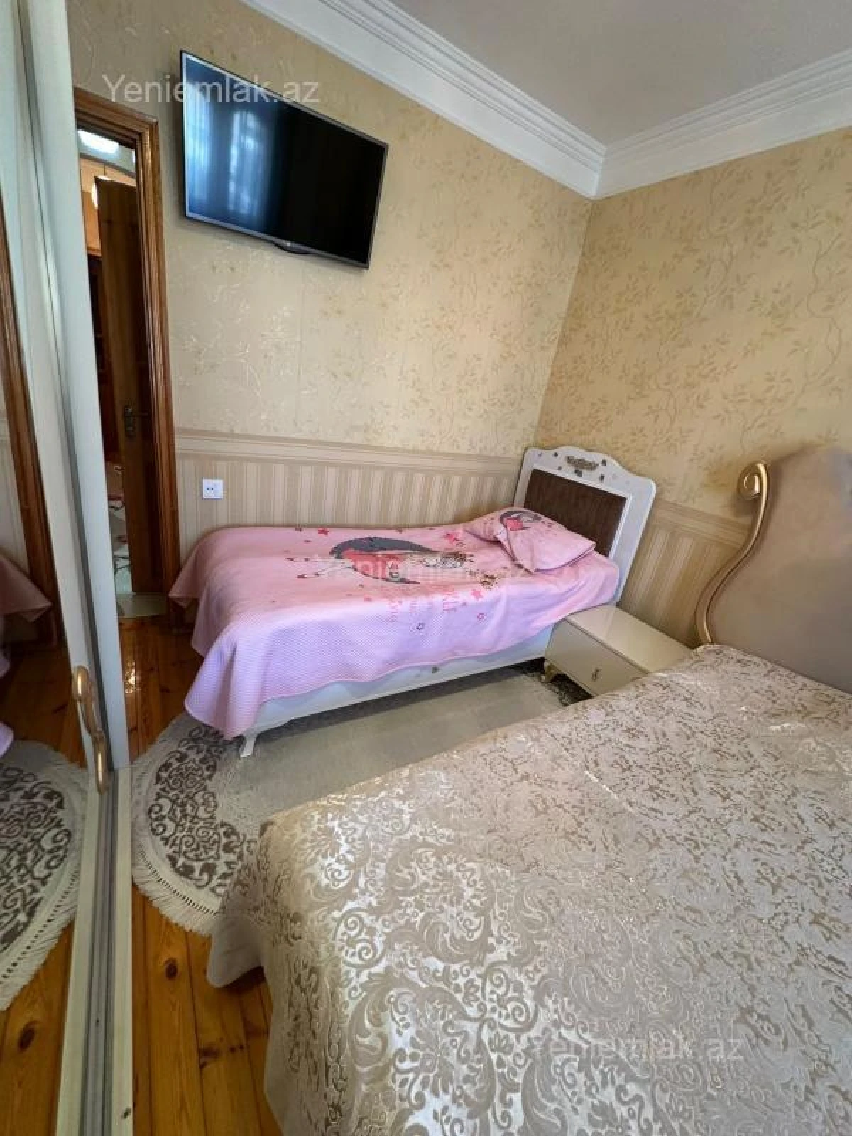 Satılır 3 otaqlı köhnə tikili 60 m²
