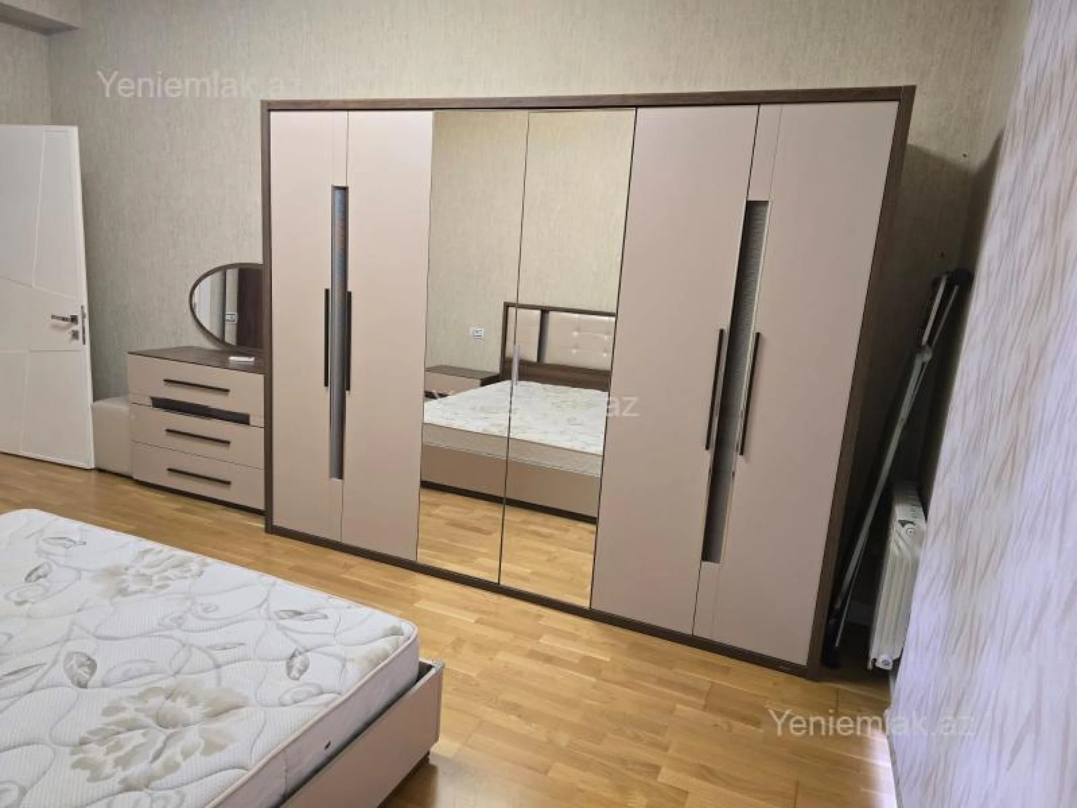 Satılır 3 otaqlı yeni tikili 95 m²