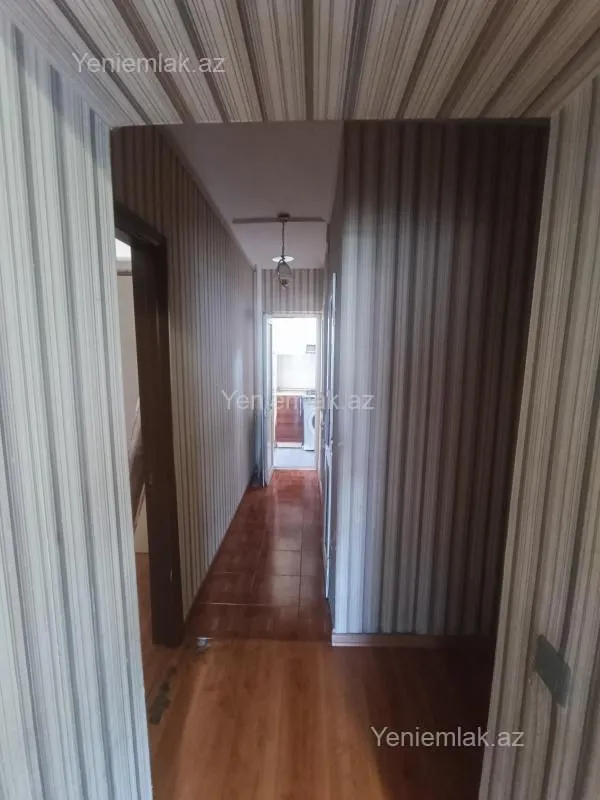 Satılır 3 otaqlı köhnə tikili 80 m²