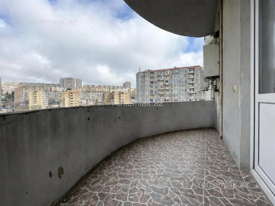 Satılır 3 otaqlı yeni tikili 85 m²