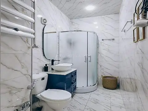 Satılır 2 otaqlı köhnə tikili 60 m²