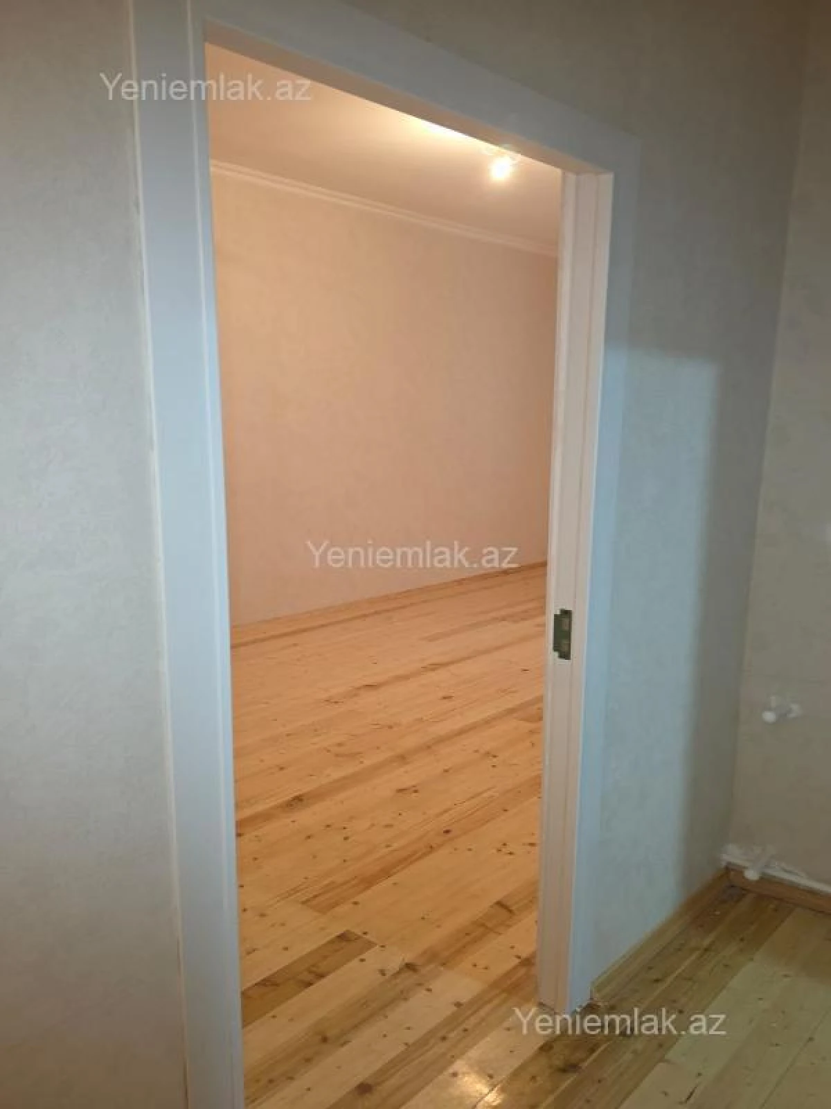 Satılır 2 otaqlı yeni tikili 50 m²
