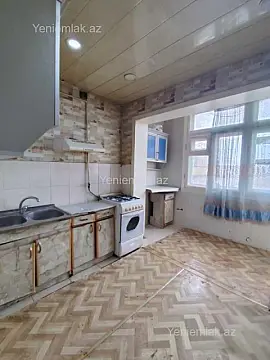 Satılır 2 otaqlı köhnə tikili 70 m²